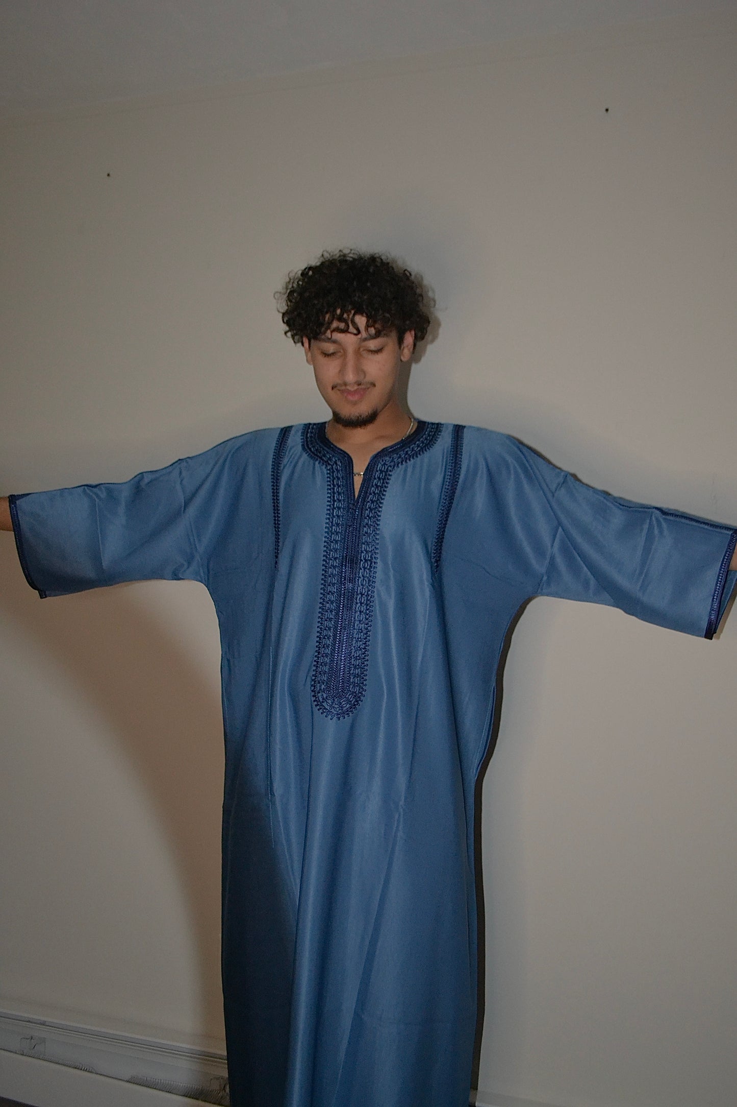 The Amine Thobe - Vibrant Line