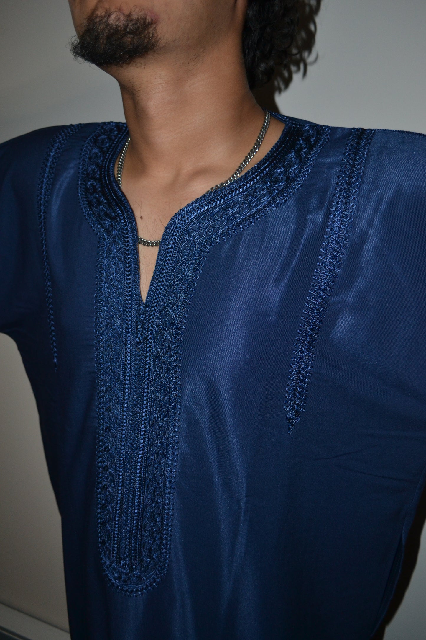 The Amine Thobe - Vibrant Line